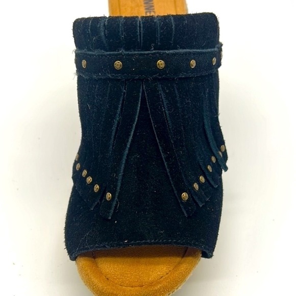 Minnetonka - Quinn Black Suede Fringe Gold Studded Peep Toe Wedge Size 7 - Picture 12 of 16
